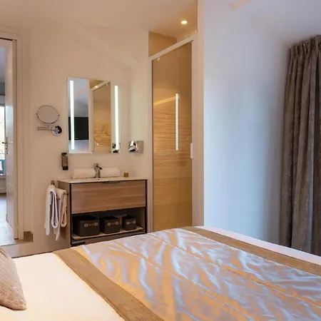Hotel La Bastide Gourmande 3*